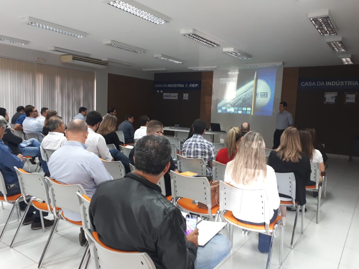 Empresários conhecem linhas de crédito para gerar energia