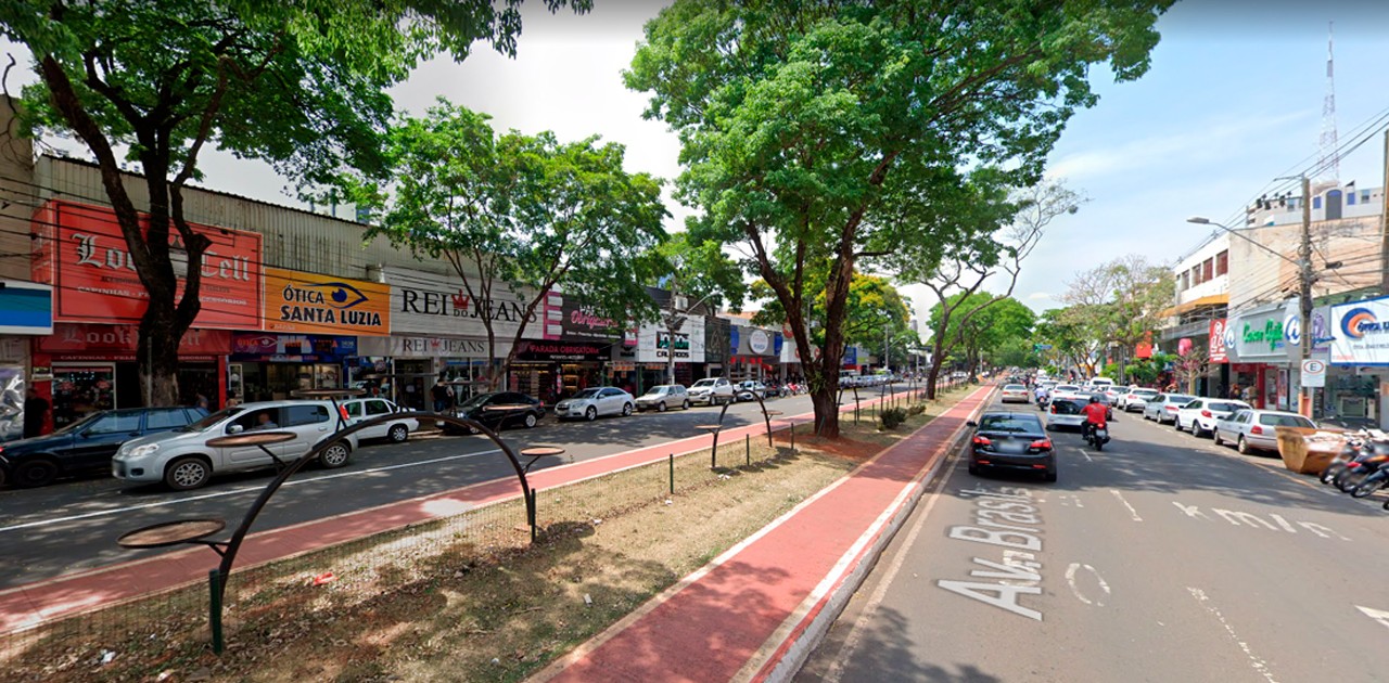 Lojas de rua abertas até 20h e shoppings vendendo por drive-thru