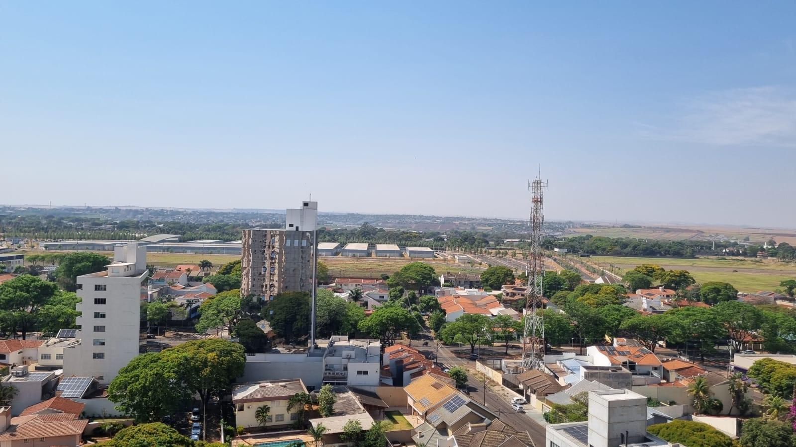 Maringá e Paraná terão sábado de muito calor antes de frente fria e chuva