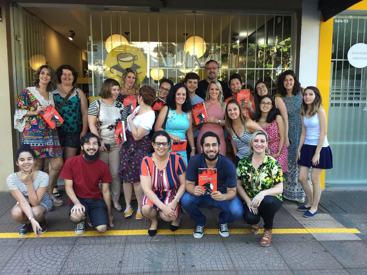 Para comemorar aniversário, clube de leitura propõe um desafio