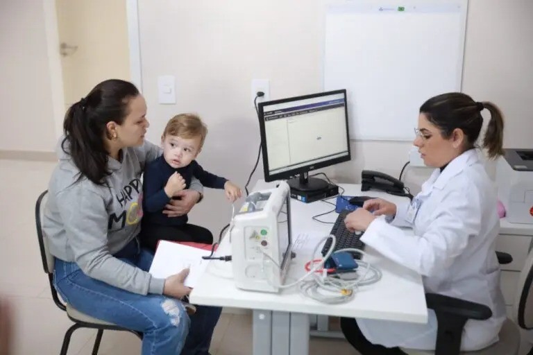 Hospital da Criança de Maringá atende mais de 100 pacientes na primeira semana