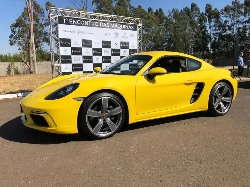 Carrões: Encontro reúne ‘super máquinas’ de Maringá e região