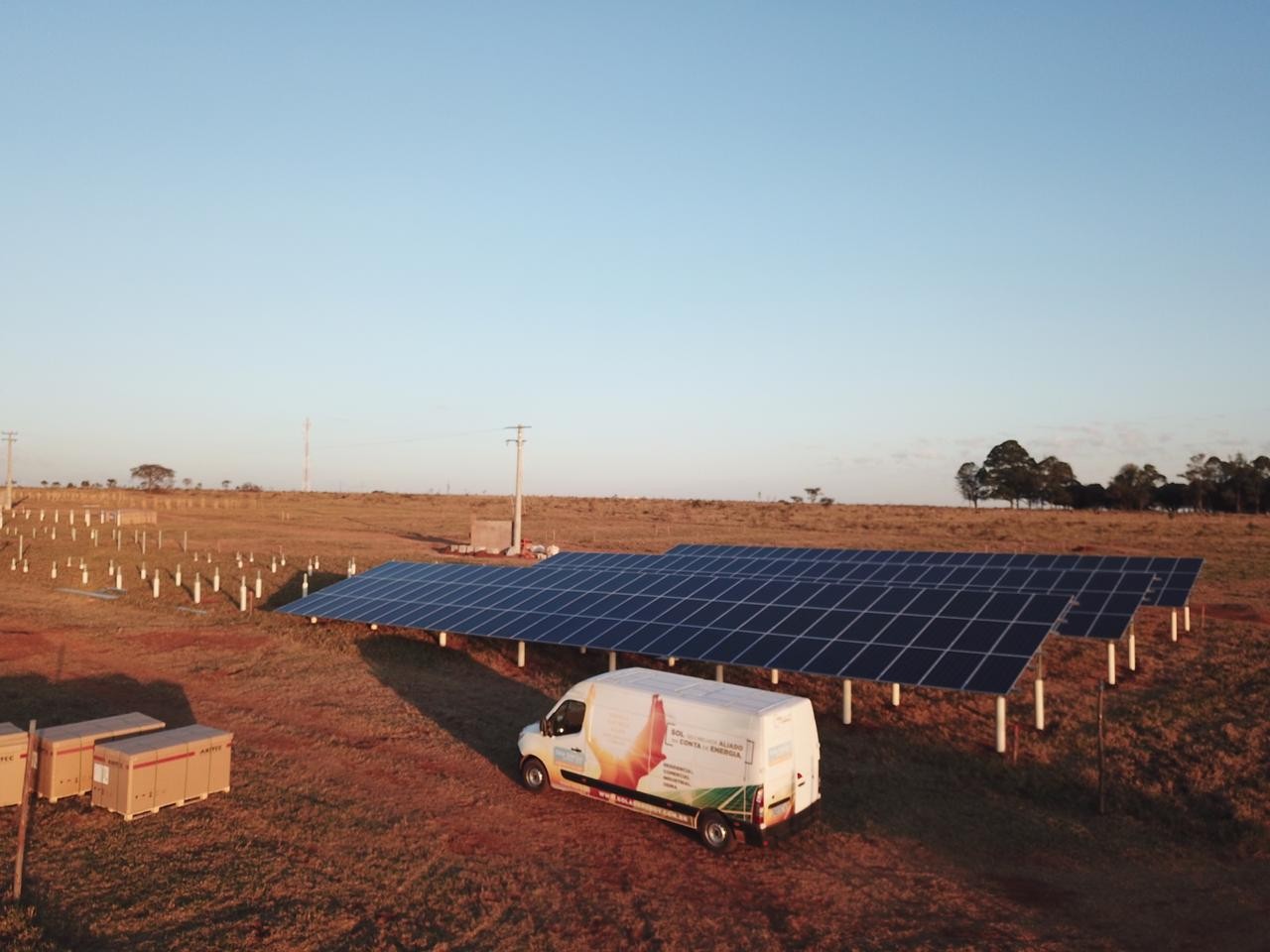 Condomínio solar é instalado em Campo Grande