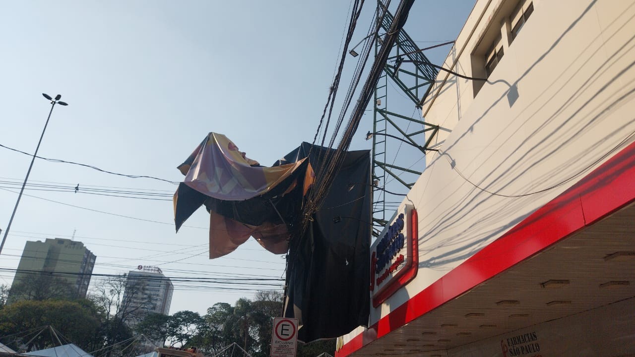 No primeiro semestre, Copel registrou 800 quedas de objetos na rede