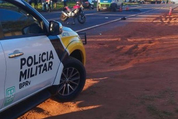 Acidente entre carro e moto deixa uma pessoa morta na PR-082