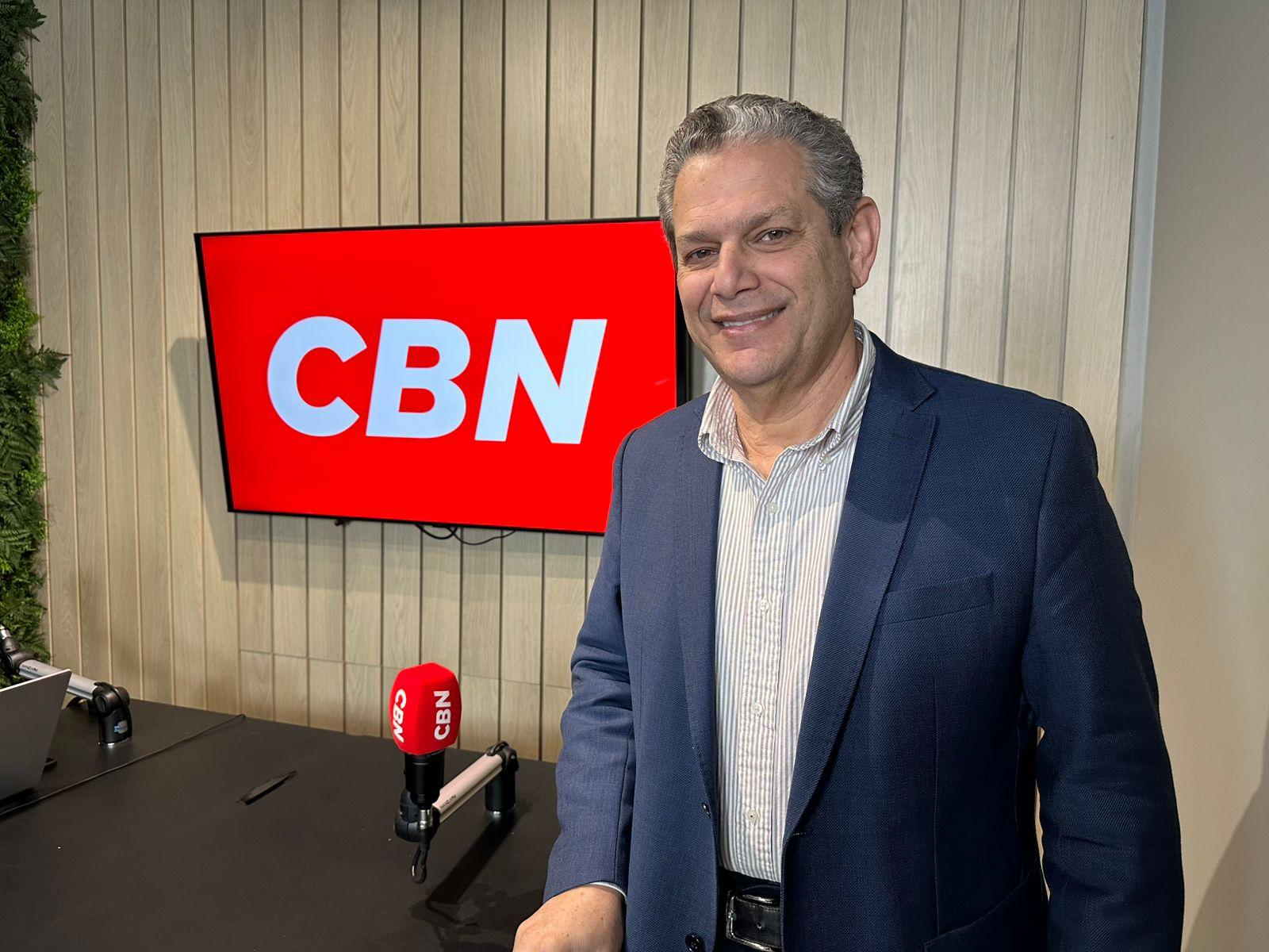 Silvio Barros explica atraso na coleta de lixo em Maringá