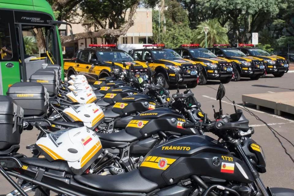 Radares flagram motoristas no celular, 2ª causa de acidentes em Maringá