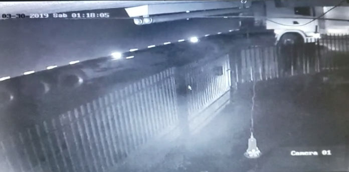 Polícia identifica caminhão que atropelou e matou travesti