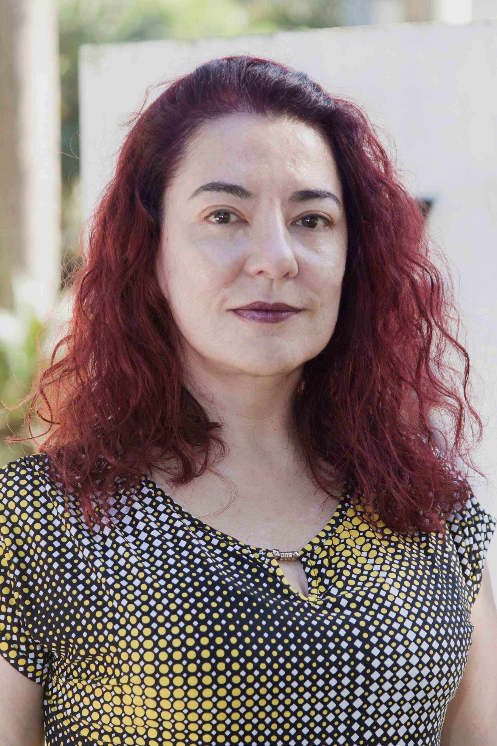 Professora da UEM assume vice-presidência de associação nacional de letras e linguística