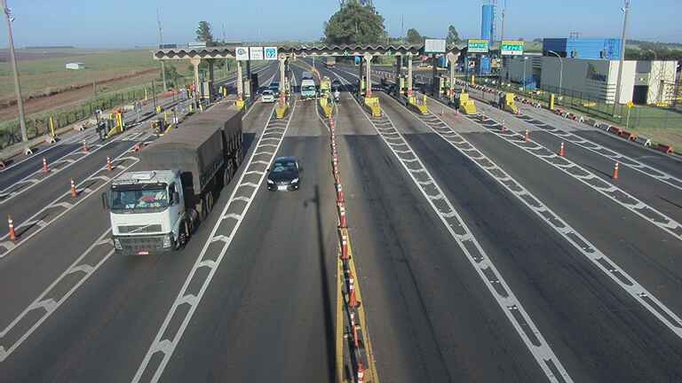 Governadora vai a pedir à Justiça que não autorize reajuste de tarifas