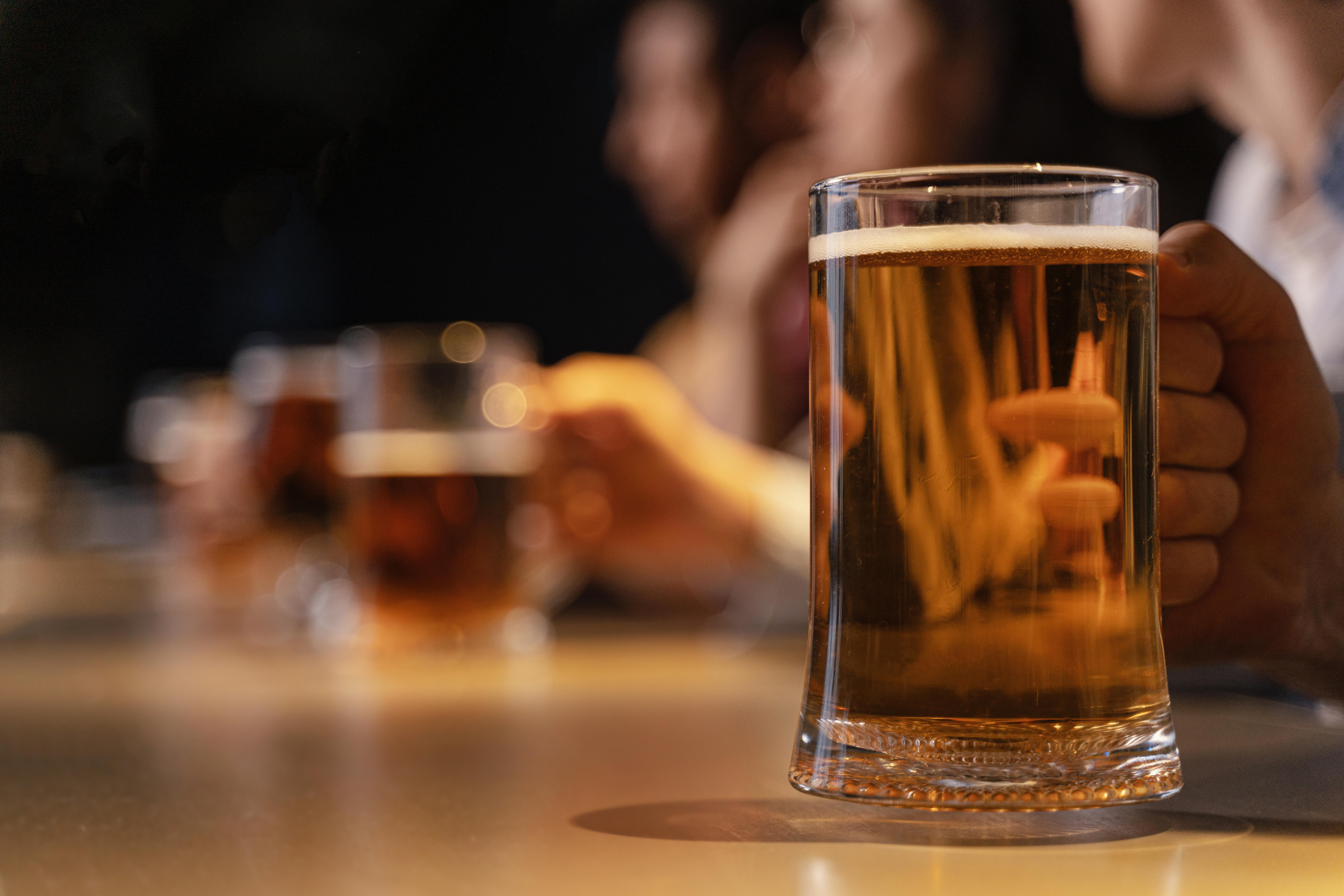 Nenhum caso de intoxicação por metanol no Paraná foi por consumo de bebida adulterada, diz secretário