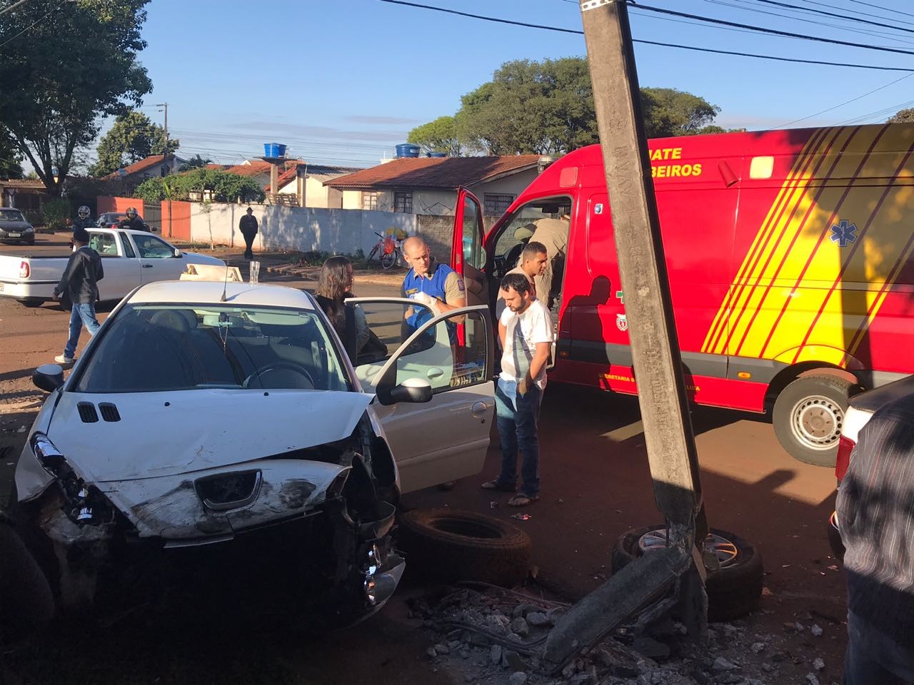 Motorista fica ferida em acidente no Conjunto Borba Gato