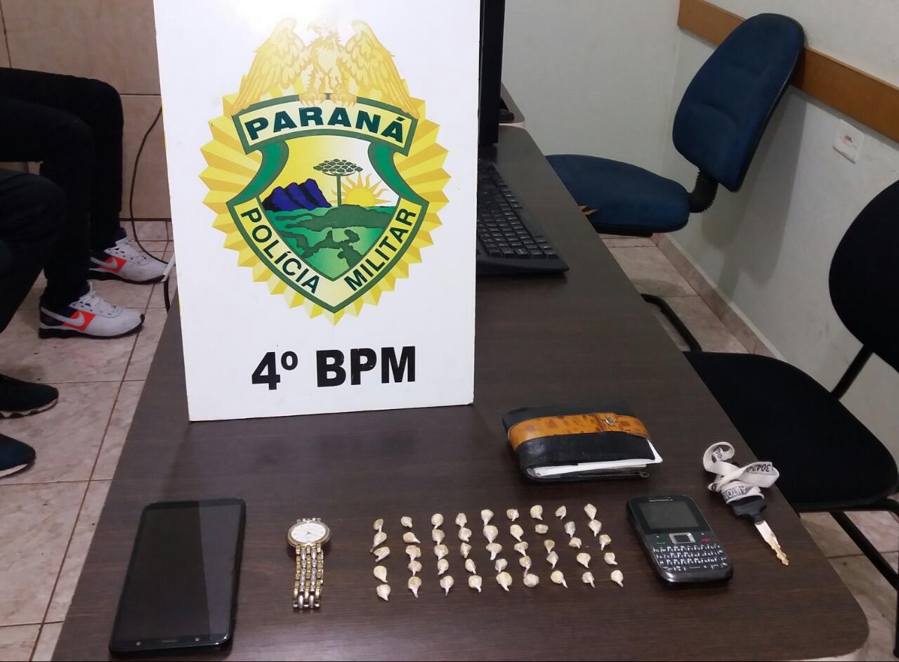 Dupla é presa com crack em Maringá