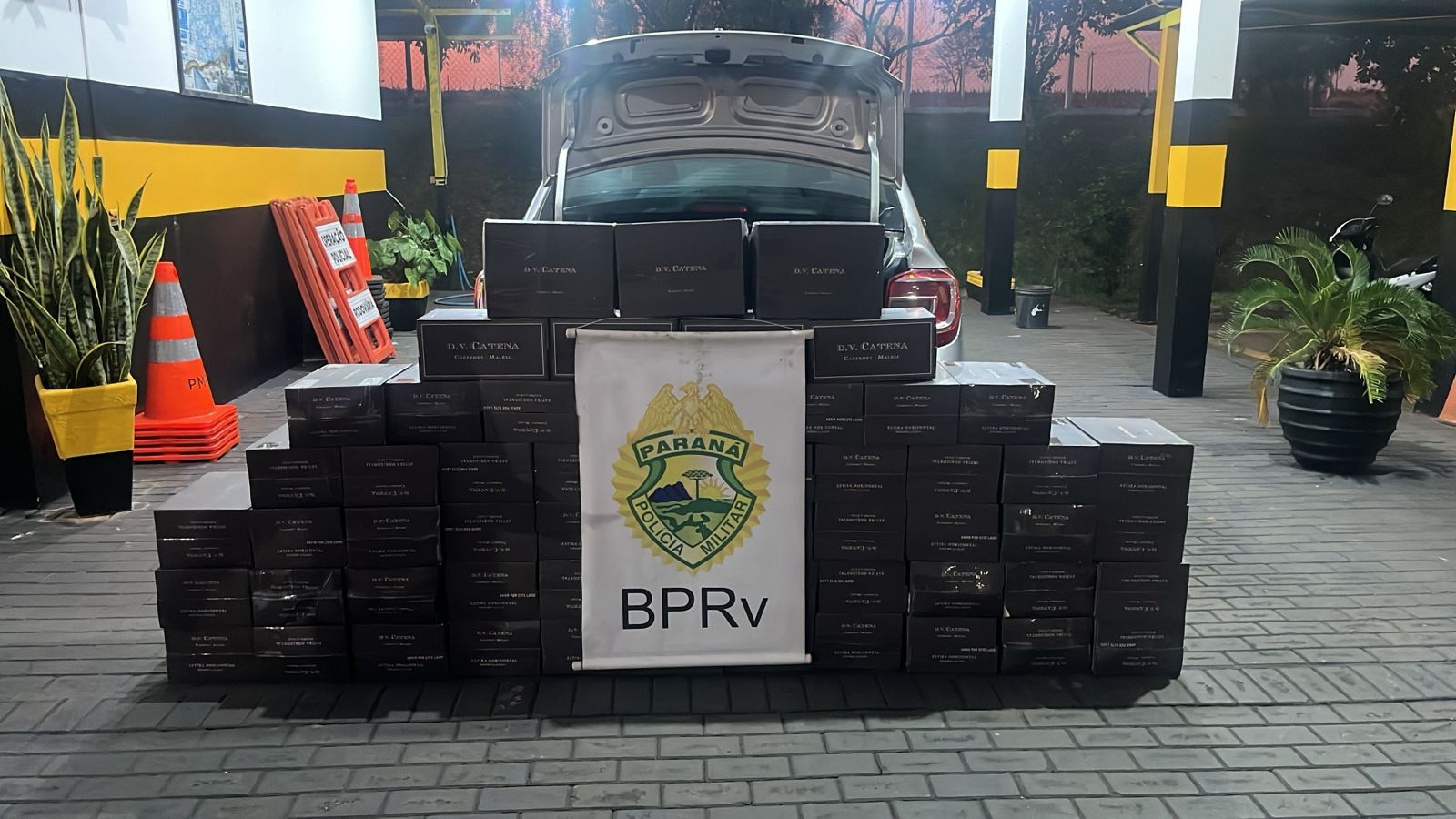 Em duas abordagens, PRE apreende mercadorias importadas ilegalmente