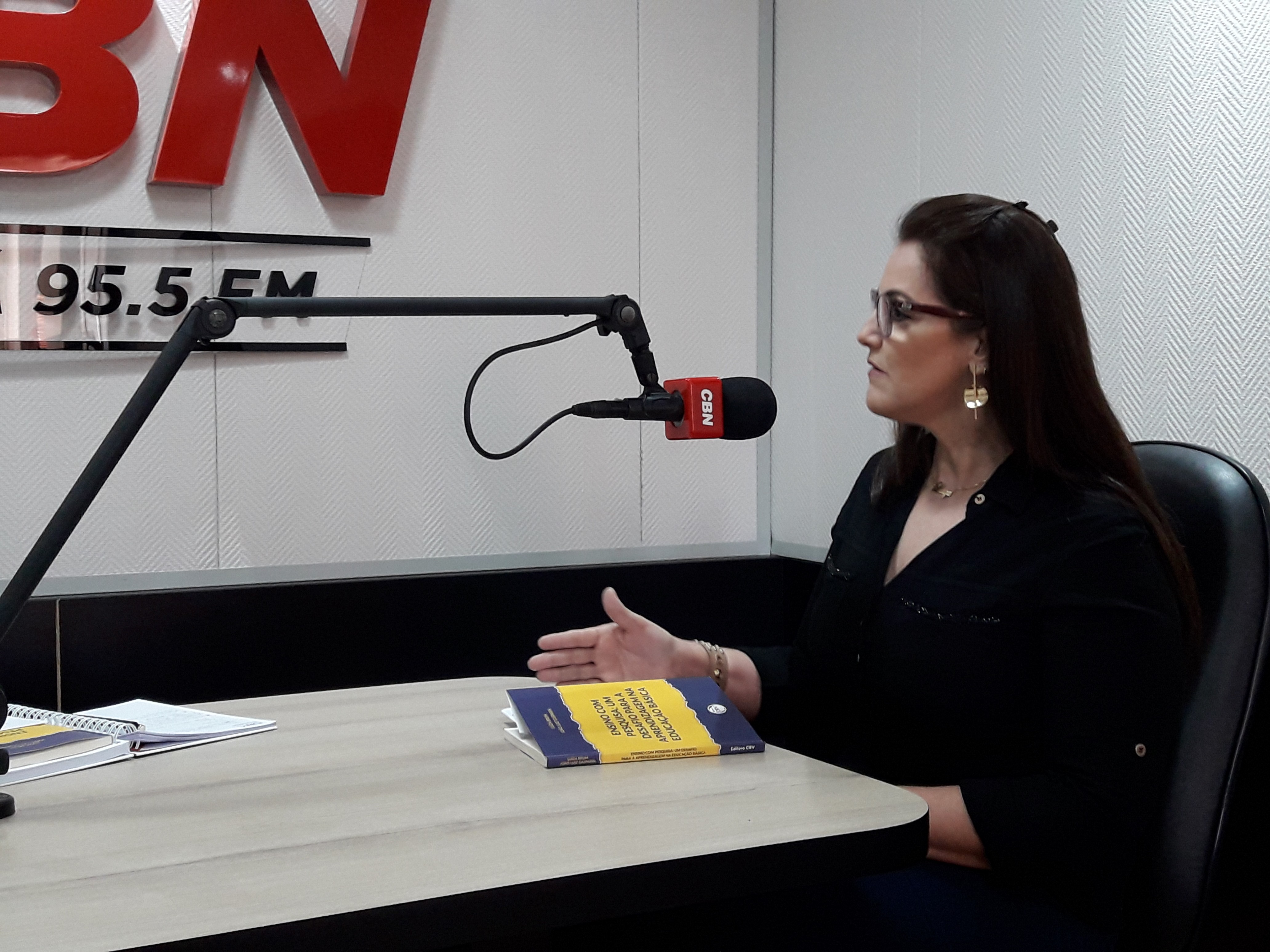 Professor deve ser e formar pesquisadores