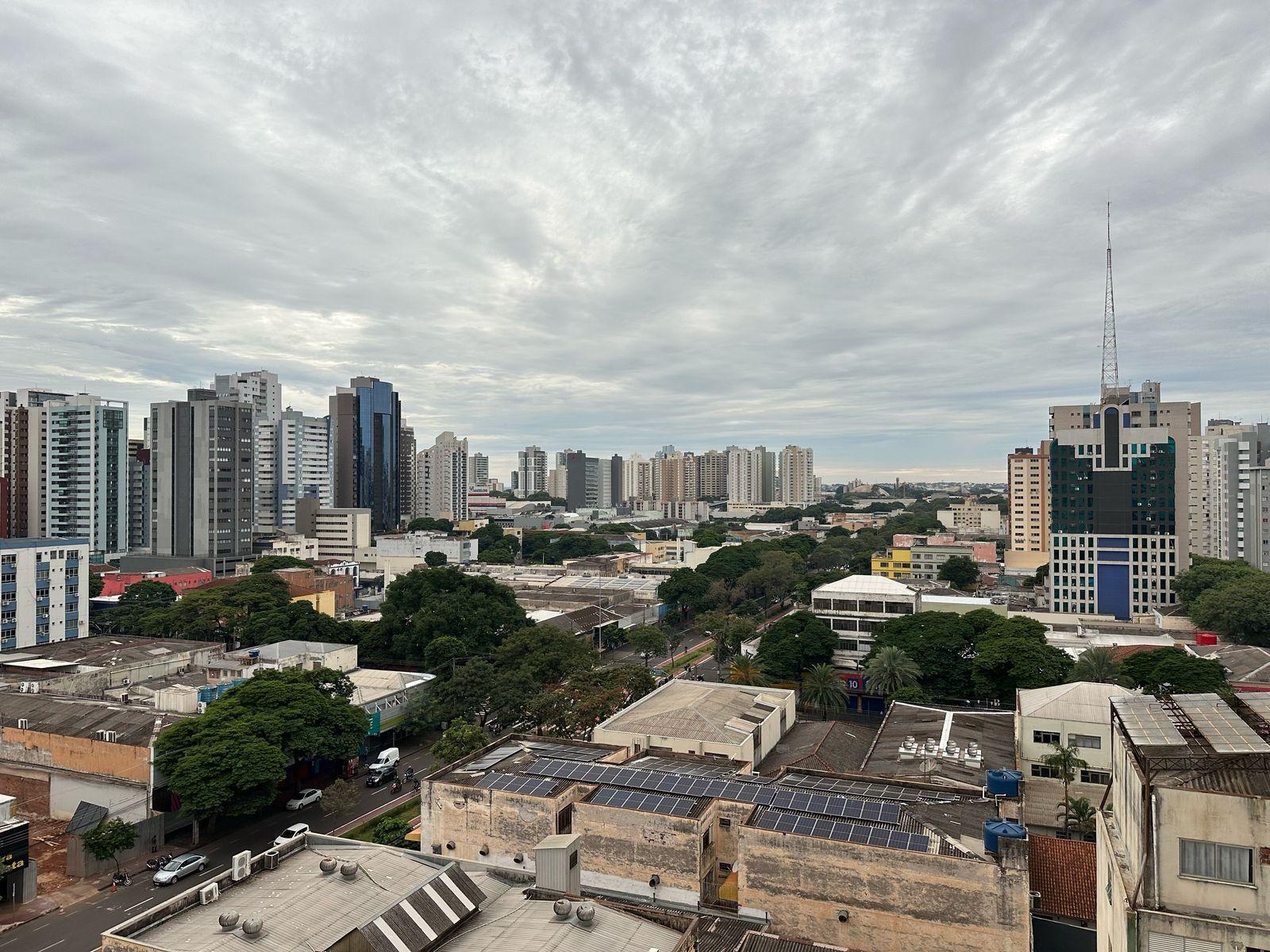 Simepar prevê chuva nesta quinta-feira (24) em Maringá; máxima atinge 22º C