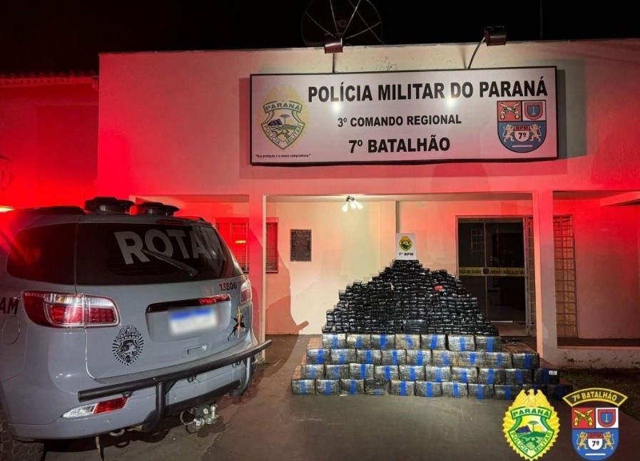 Rotam apreende quase uma tonelada de maconha em Cruzeiro do Oeste