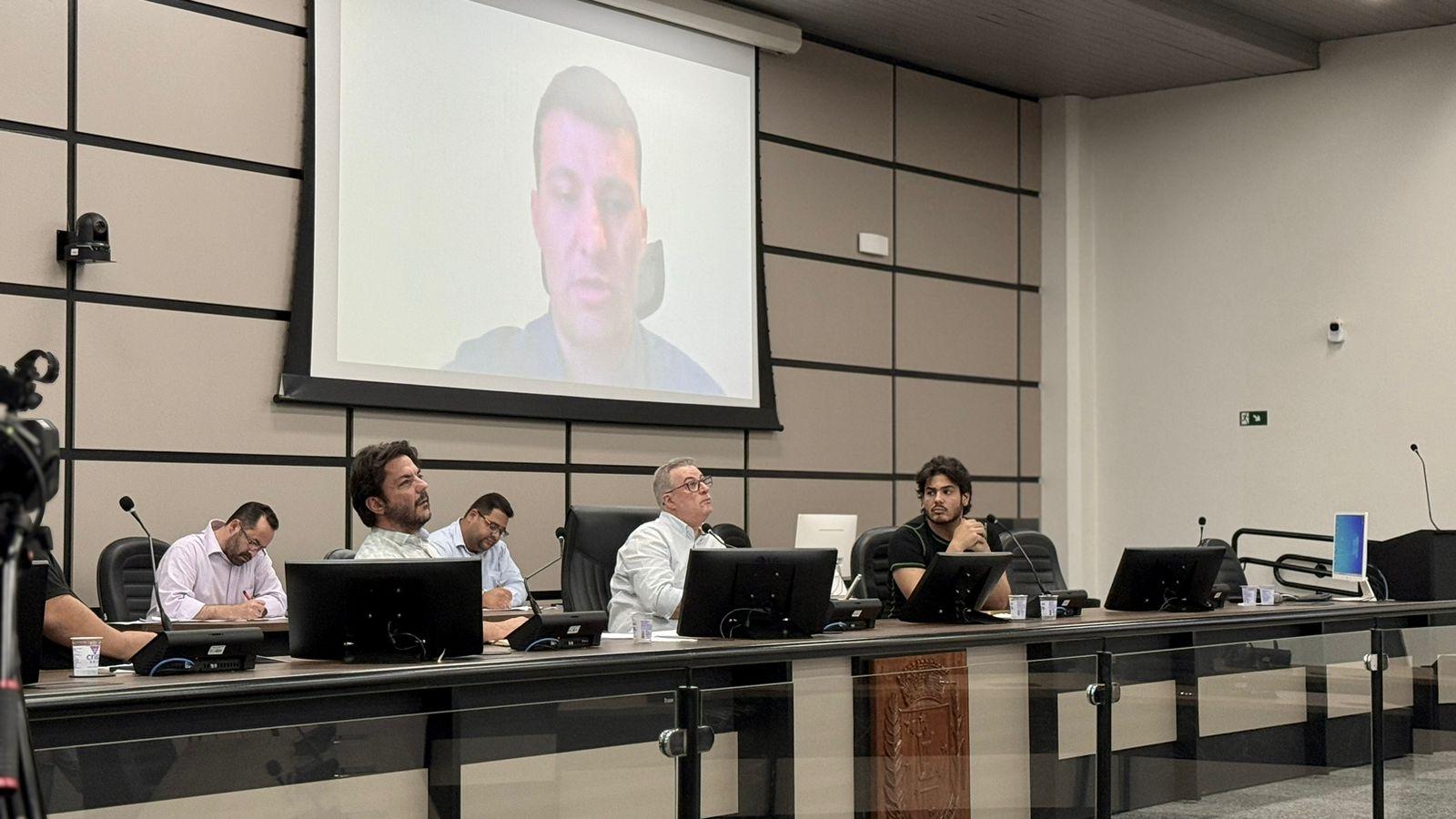 Comissão da PPP da Iluminação ouve verificador independente de contrato