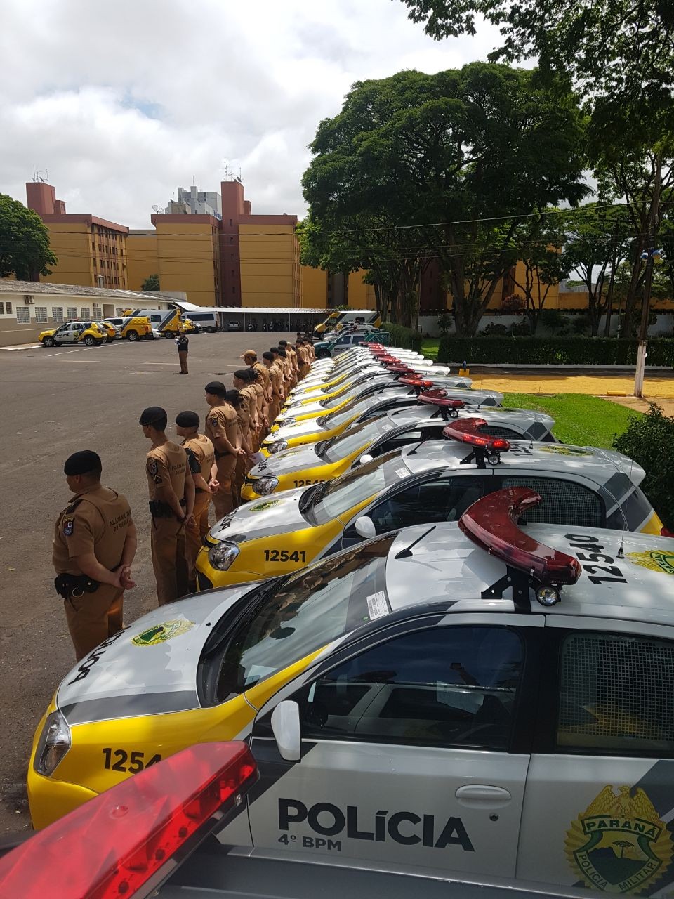 Polícia Militar apresenta viaturas entregues pelo Governo do Estado