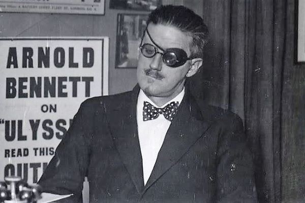 Grupo realiza “Bloomsday” em Maringá