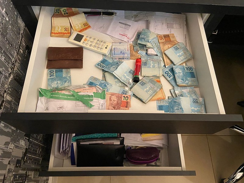 Ministério Público cumpre 15 mandados judiciais em Maringá e região