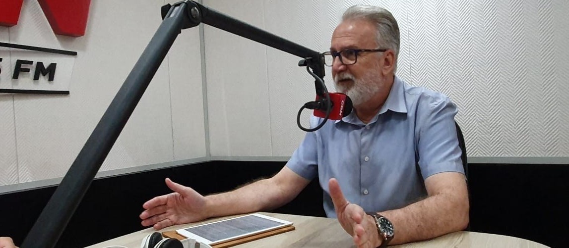 Sessão terá homenagem e projetos polêmicos