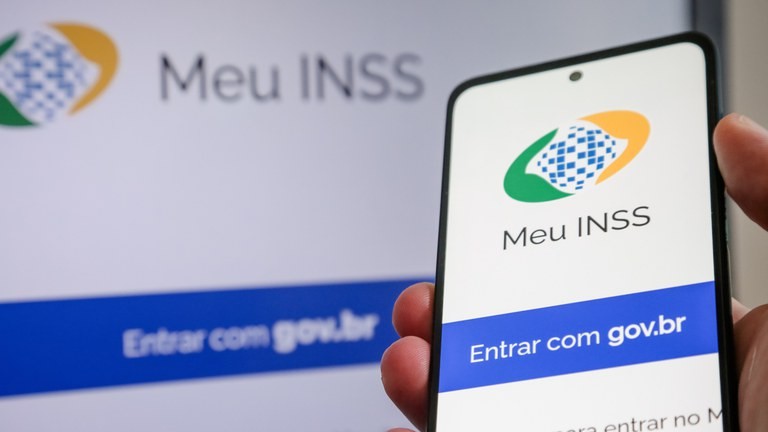 INSS alerta para golpe envolvendo prova de vida