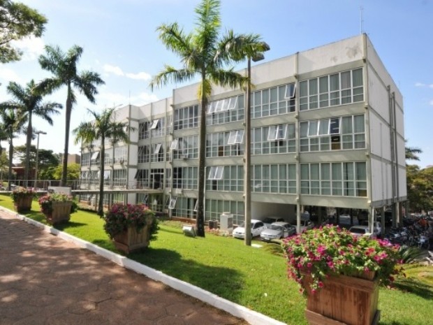 Prefeitura de Umuarama realiza concurso para preenchimento de 26 vagas