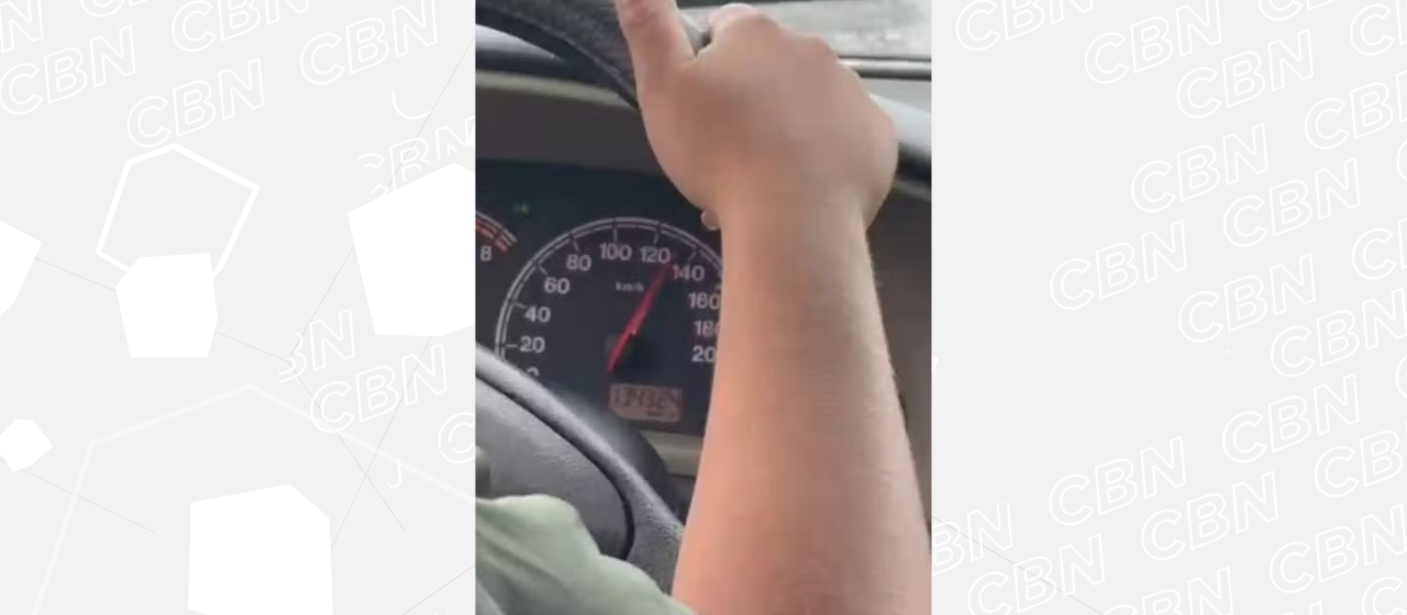 Polícia Civil investiga capotamento de carro que estaria a 140 km/h