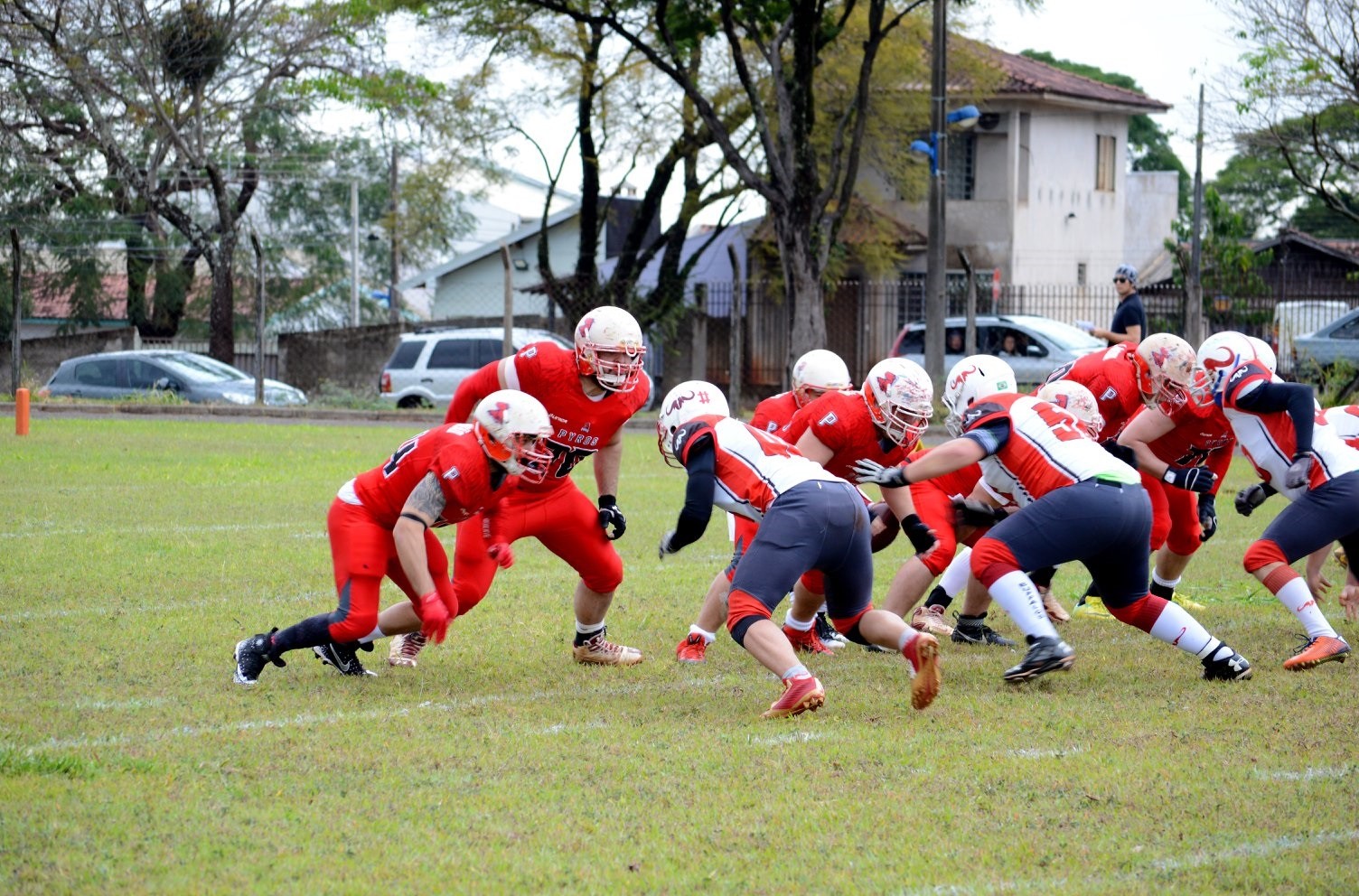 Pyros vence Buffalos jogando em casa