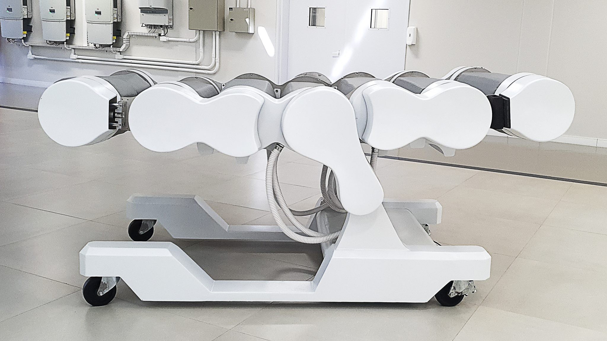 Leito robótico, desenvolvido pela iniciativa privada e Senai, poderá ser produzido em escala