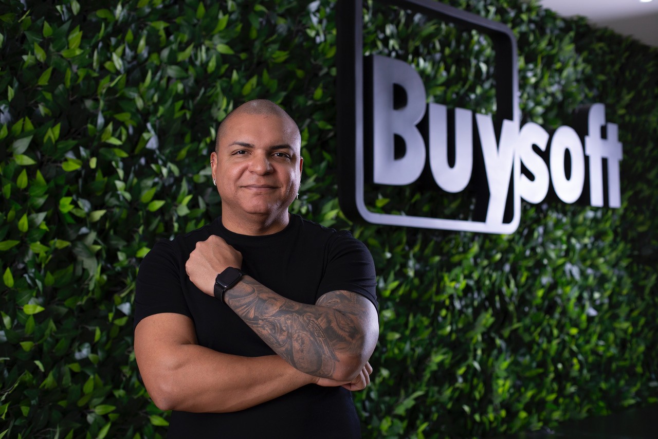 Empresa de TI de Maringá abre escritório na Colômbia e tem planos de expansão para outros países da América Latina