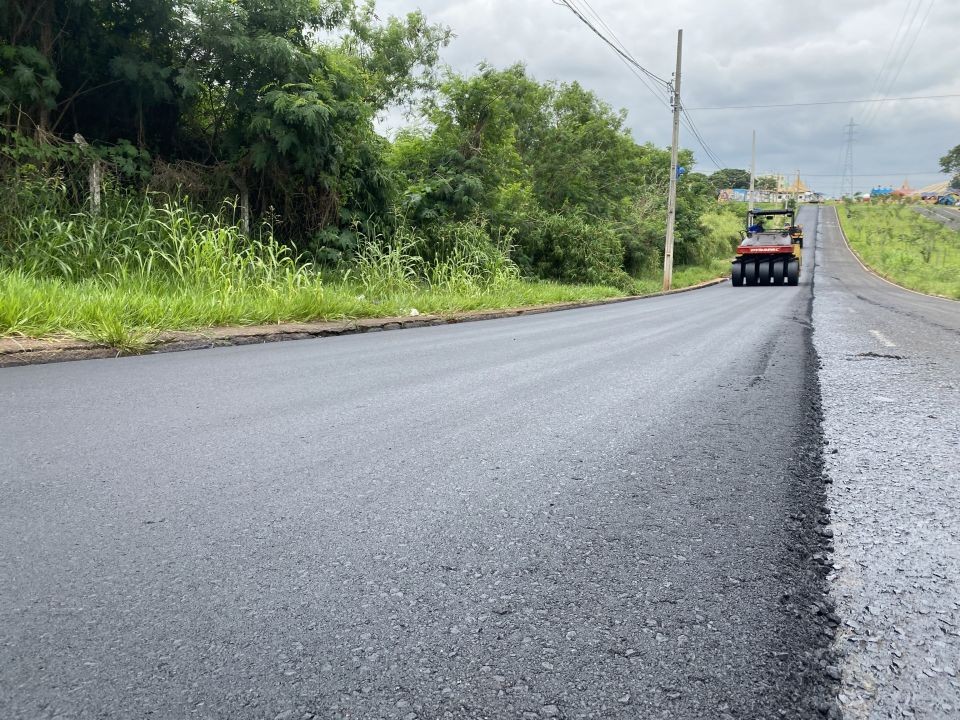 De 54 km recapeados em Maringá este ano, 20 receberam asfalto ecológico