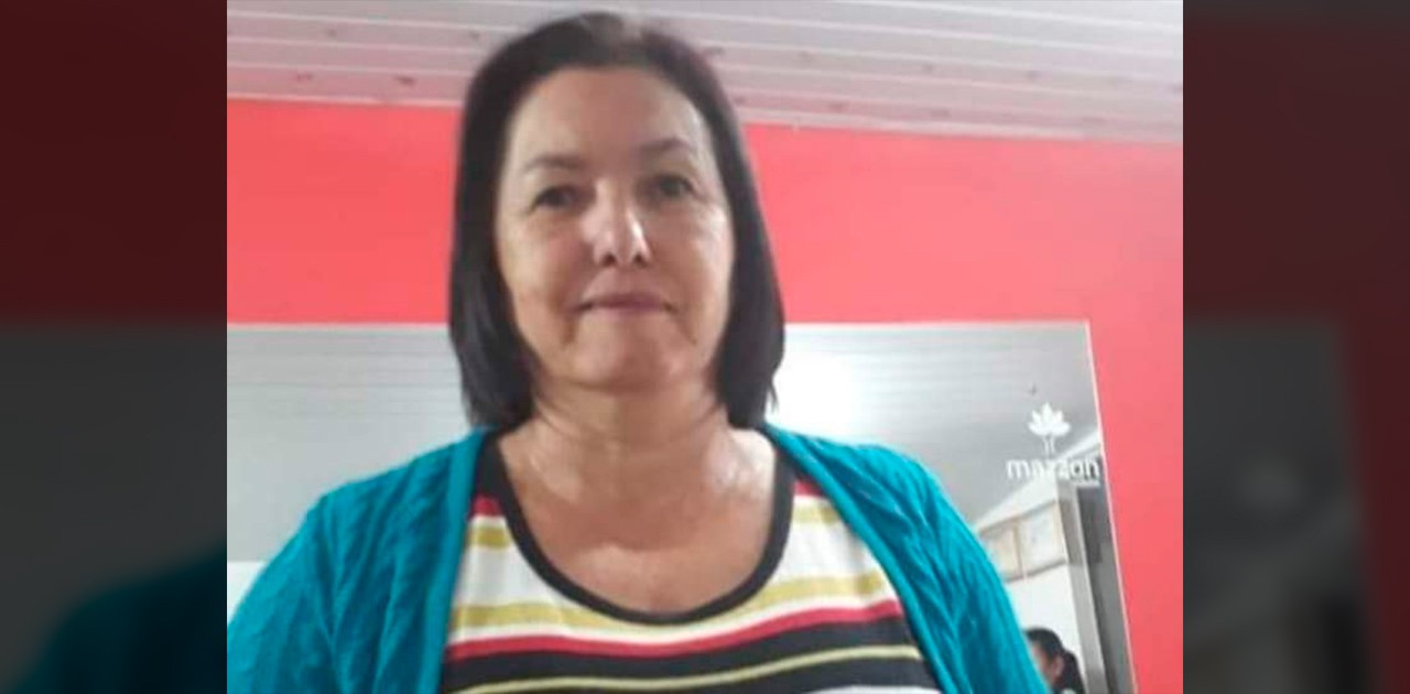 Mulher é desenterrada pela família para velório ‘decente’