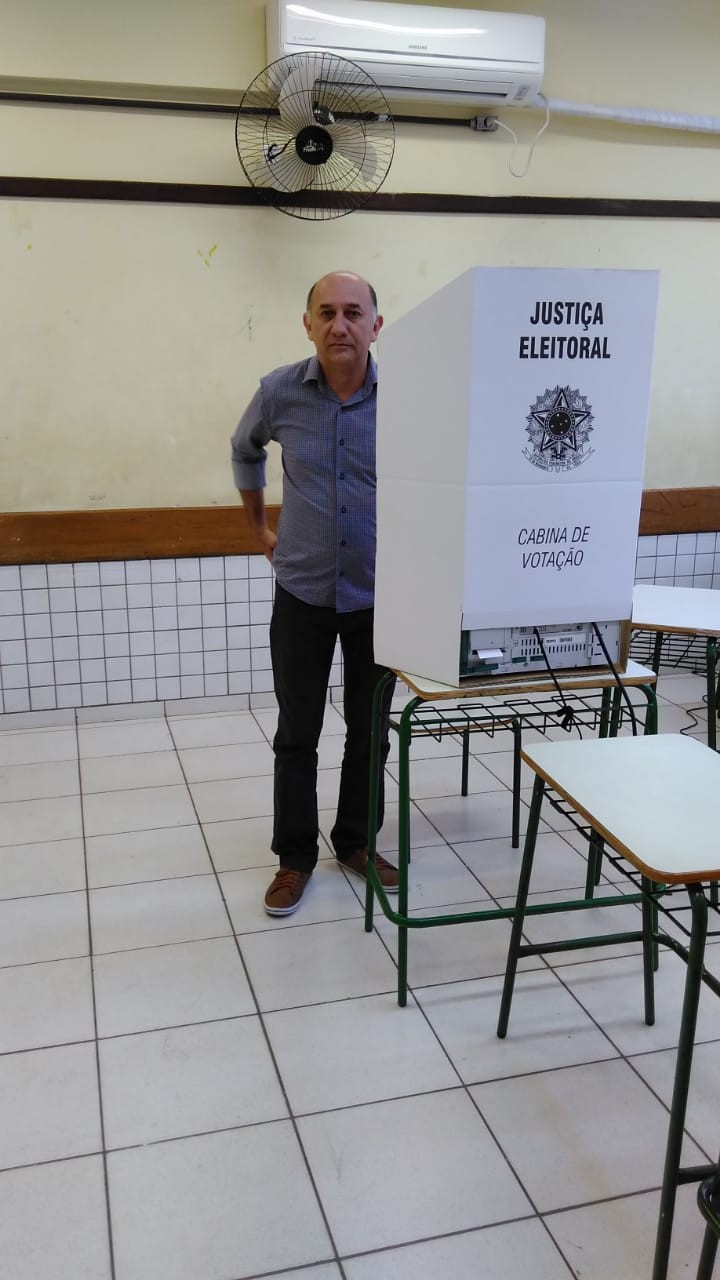 Vice-prefeito de Maringá espera que democracia saia fortalecida