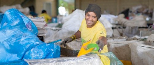 Empresa cria projeto que desenvolve a coleta de materiais recicláveis