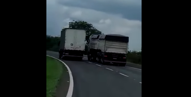 Caminhão que fechou outro motorista em acidente na PR-986 é apreendido pela PRF em São Paulo