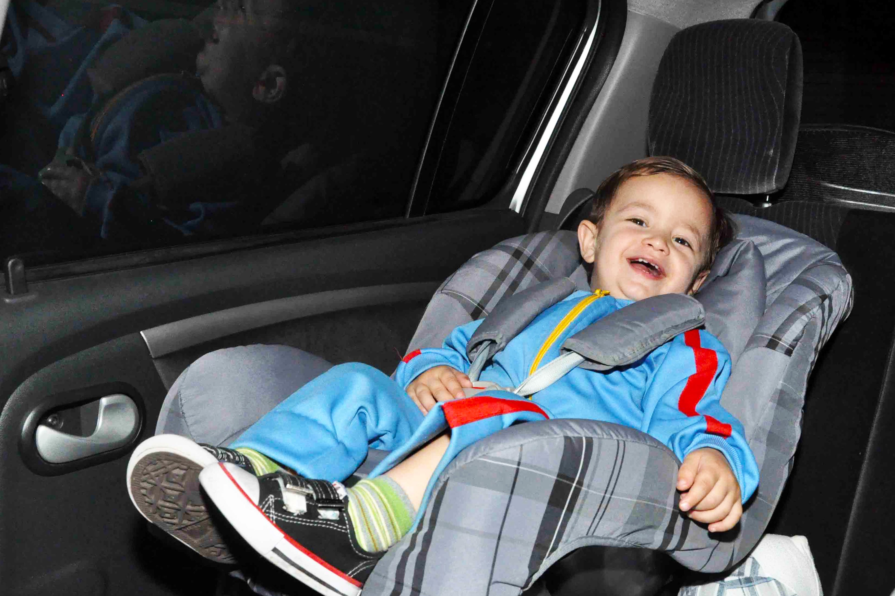 Saiba como cuidar das crianças durante a viagem de feriado prolongado