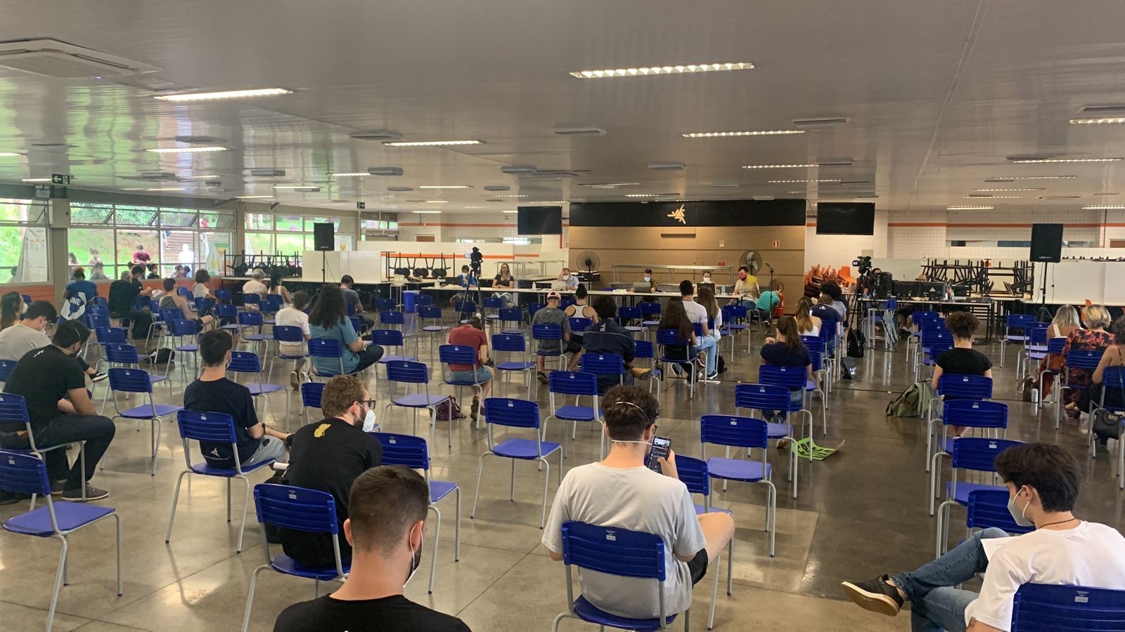 CEP vota pedido de retorno às aulas presenciais na UEM