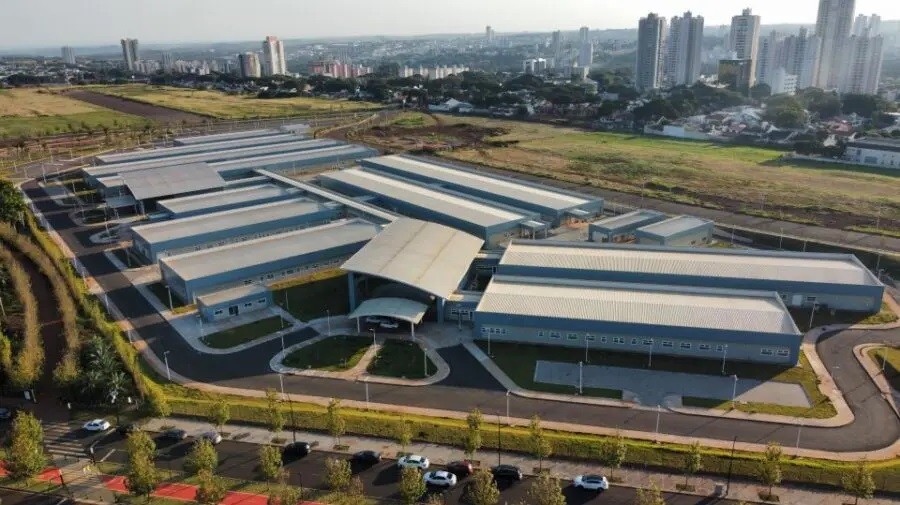 Hospital da Criança de Maringá seleciona profissionais para trabalhar; veja como se inscrever