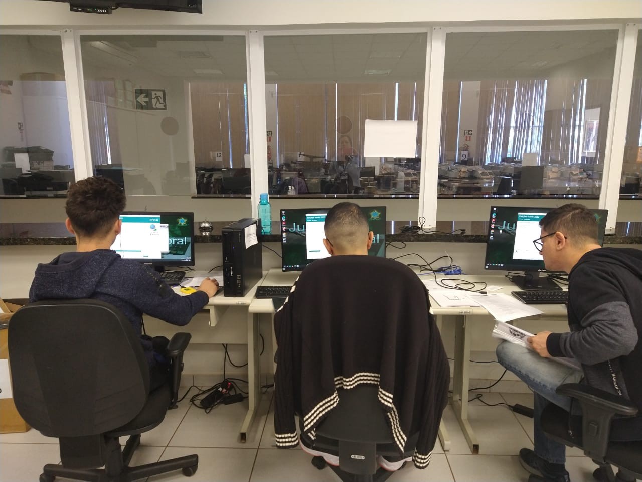 Fórum Eleitoral faz cerimônia de geração de mídia nas urnas eletrônicas