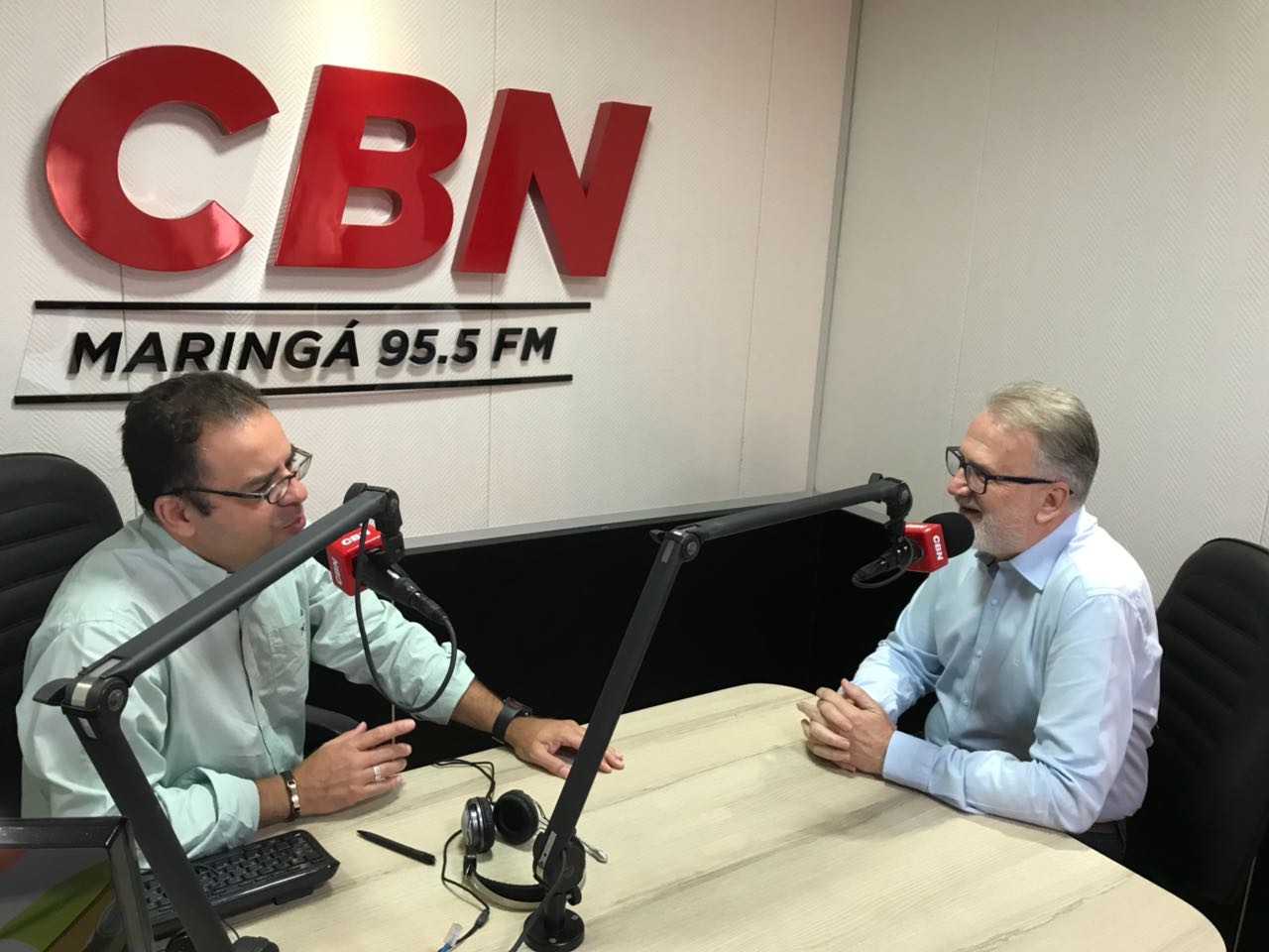 Foi dada a largada: começou a campanha eleitoral no rádio e na TV