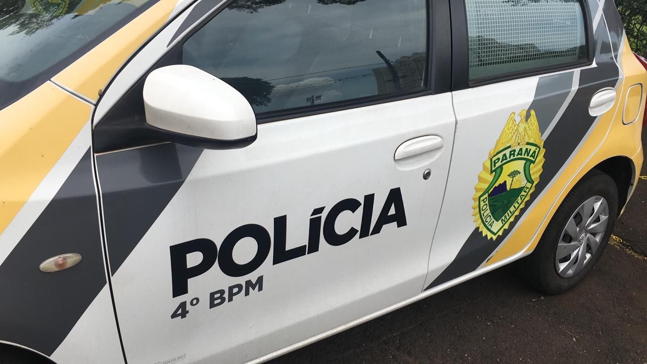 Homem é esfaqueado após discussão em jogo de baralho