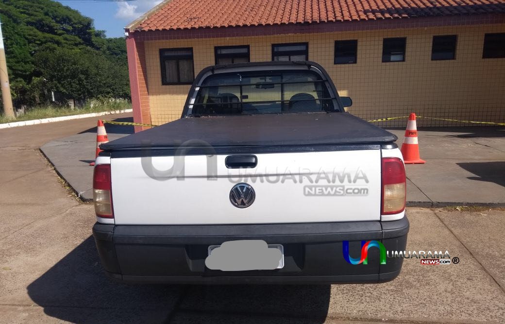 Polícia apreende carro com mais de um milhão de reais em débitos