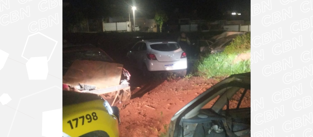 Casal é preso após roubar carro de motorista de aplicativo