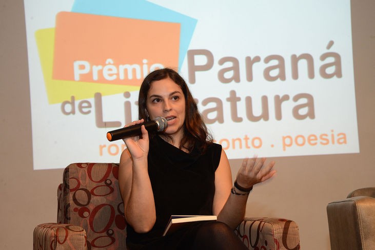 Crônicas de Vanessa Barbara apresentam os tipos que conhecemos