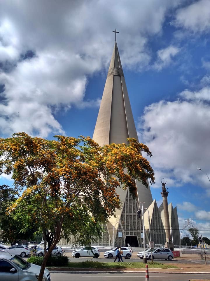 Calor intenso é destaque nesta sexta-feira (23), com máxima de 29°C em Maringá
