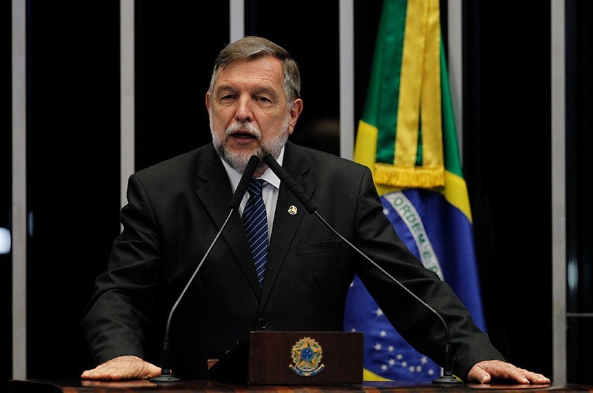 Diálogo é a saída e não oposição ao governo federal