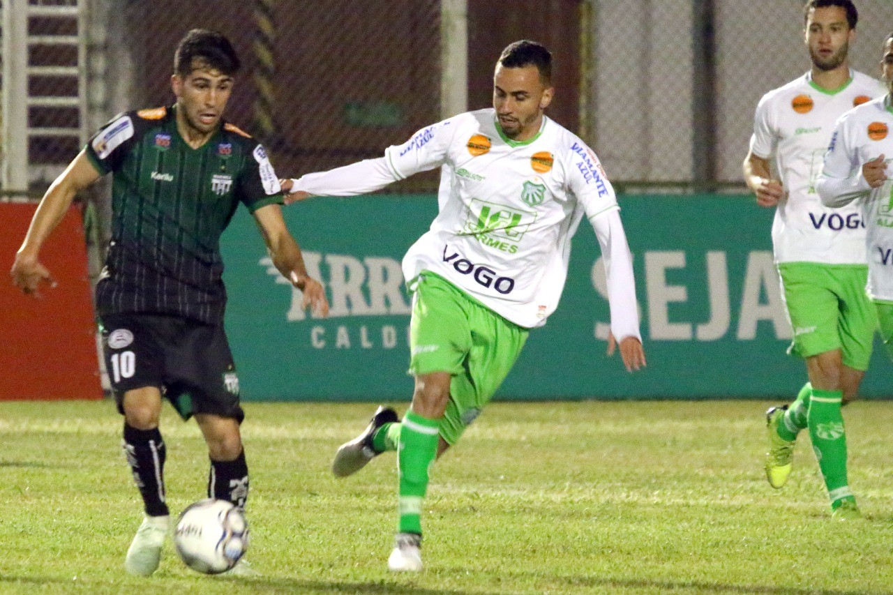 Maringá FC empata com Caldense e se classifica na Série D do Brasileiro