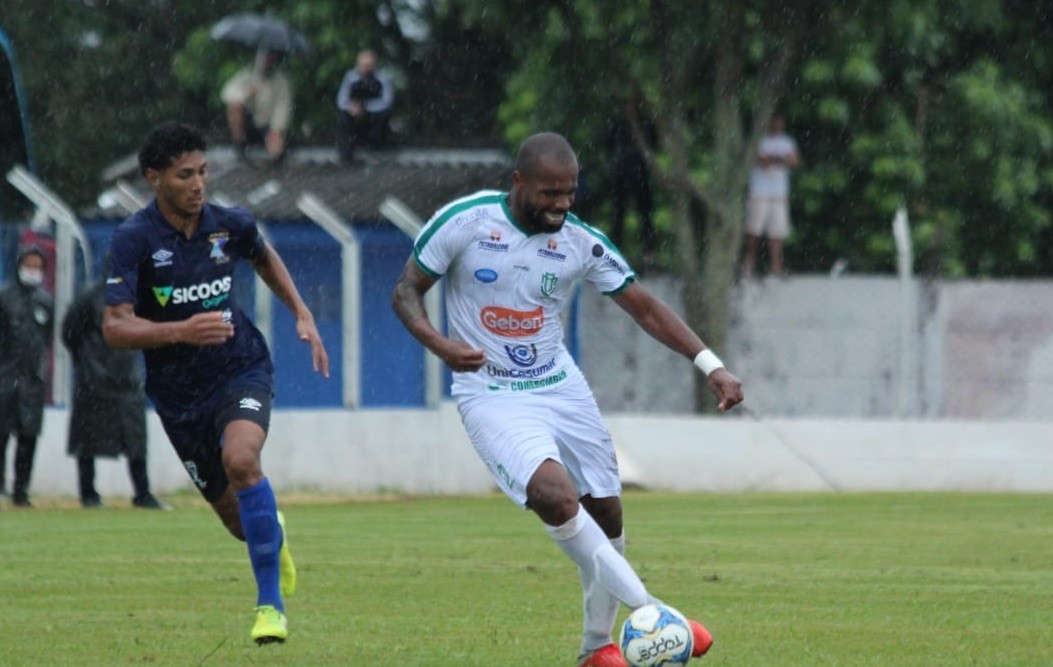 Pensando na decisão, Maringá FC volta aos treinos nessa terça-feira (1º)